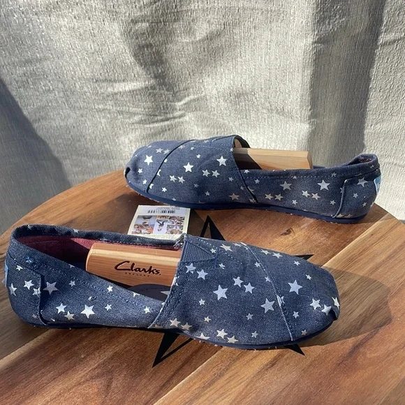 TOMS Wmn Classic Navy Stars Size 10 - Picture 8 of 9